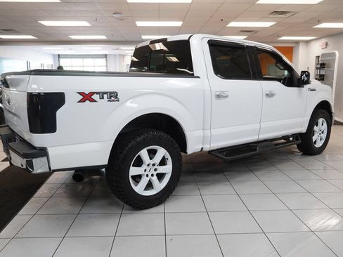 Used 2015 Ford F150 XLT w/ Equipment Group 302A Luxury AWD/4WD image 11
