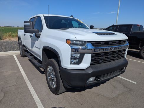 Certified 2023 Chevrolet Silverado 2500 Custom w/ Custom Convenience Package AWD/4WD image 4