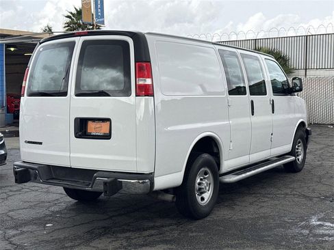 Used 2024 Chevrolet Express 2500 w/ Driver Convenience Package image 3