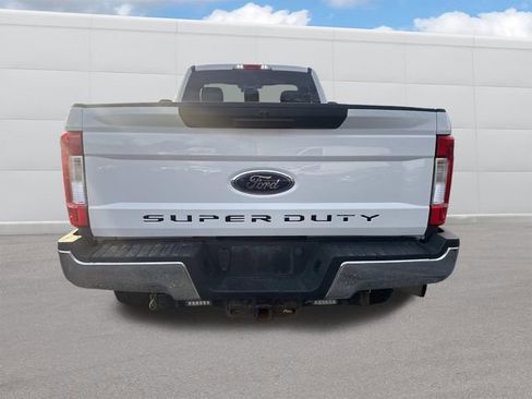 Used 2019 Ford F250 XL w/ STX Appearance Package image 4