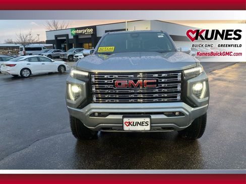 New 2026 GMC Canyon Denali image 13