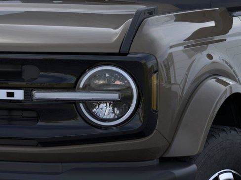 New 2026 Ford Bronco Outer Banks AWD/4WD image 20