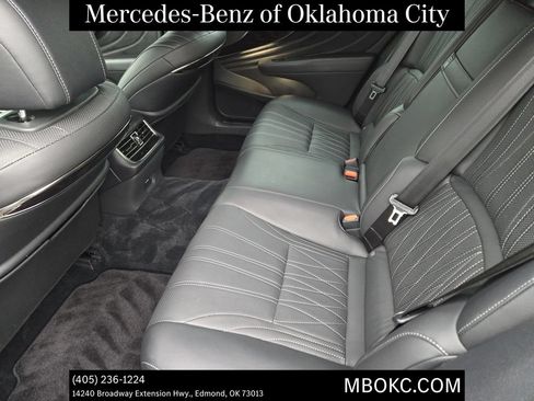 Used 2019 Lexus LS 500 w/ Interior Upgrade Package RWD image 22
