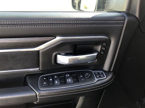 Used 2024 RAM 2500 Laramie w/ Night Edition image 12