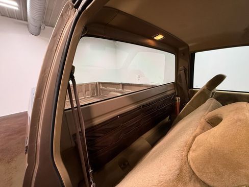 Used 1994 GMC Sierra 1500 2WD Regular Cab image 12
