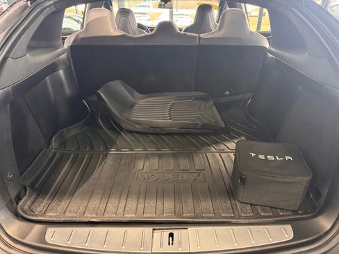 Used 2017 Tesla Model X 75D image 24