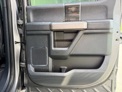 Used 2022 Ford F450 Platinum w/ FX4 Off-Road Package image 52