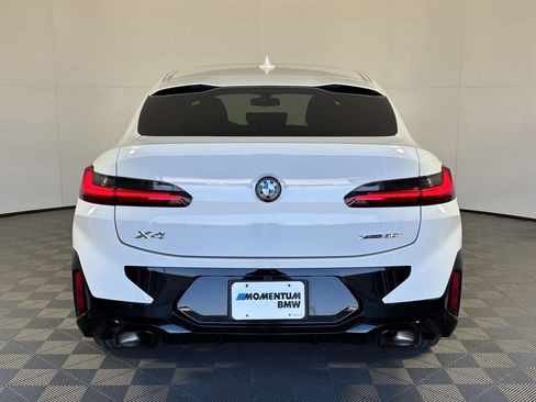 Used 2024 BMW X4 xDrive30i w/ Premium Package AWD/4WD image 10