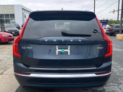 Used 2025 Volvo XC90 B5 Ultra w/ Protection Package Premier AWD/4WD image 4