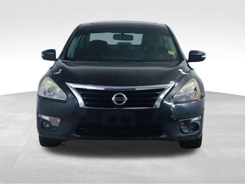 Used 2015 Nissan Altima 2.5 SV w/ Convenience Package FWD image 7