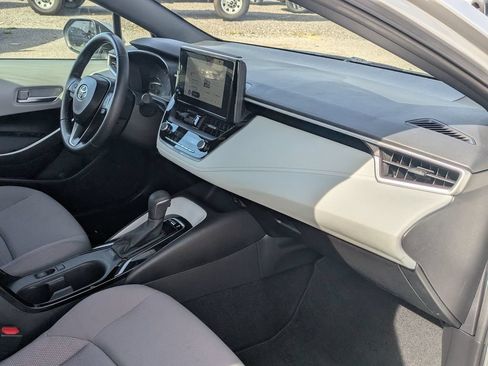 Used 2025 Toyota Corolla SE FWD image 31