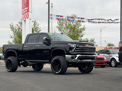 Used 2024 Chevrolet Silverado 2500 LTZ image 57