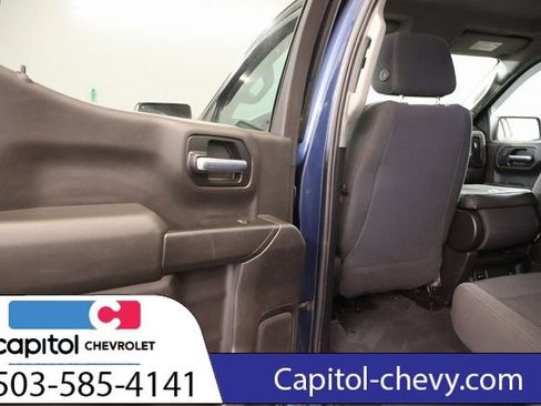 Used 2020 Chevrolet Silverado 1500 Custom w/ Custom Value Package AWD/4WD image 27
