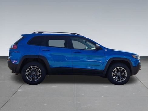 Used 2019 Jeep Cherokee Trailhawk AWD/4WD image 7