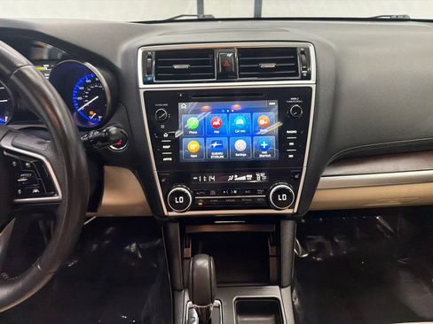 Used 2019 Subaru Outback 2.5i Limited w/ Popular Package #2 AWD/4WD image 32