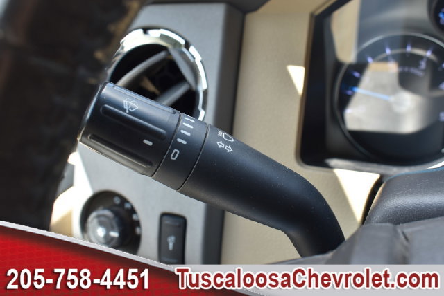 Used 2016 Ford F250 Lariat w/ Lariat Ultimate Package AWD/4WD image 30