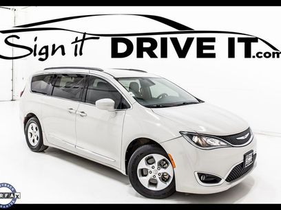 Used 2017 Chrysler Pacifica Touring-L