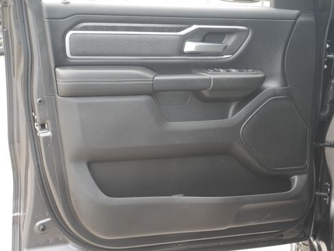 Used 2022 RAM 1500 Big Horn AWD/4WD image 33