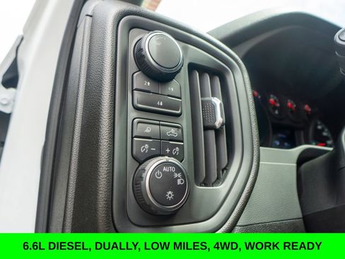 Used 2024 Chevrolet Silverado 3500 W/T image 16