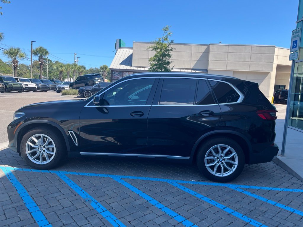 Used 2019 BMW X5 xDrive40i w/ Convenience Package AWD/4WD image 8
