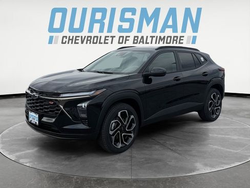 New 2026 Chevrolet Trax RS FWD image 2