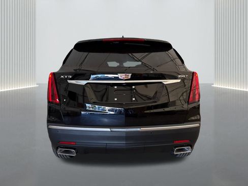New 2025 Cadillac XT5 Luxury image 6