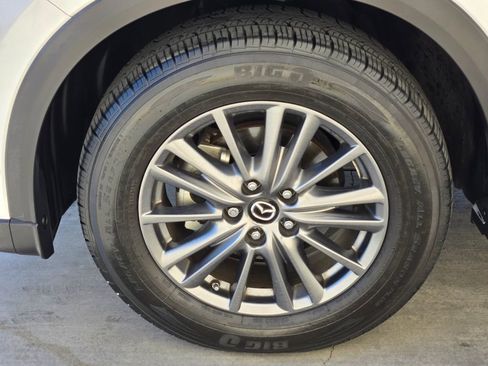 Used 2018 MAZDA CX-5 Sport w/ I-ACTIVSENSE Package image 11