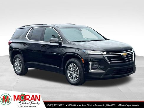 Certified 2023 Chevrolet Traverse LT FWD image 8