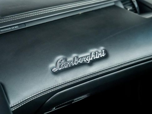 Used 2015 Lamborghini Aventador LP 700-4 image 45