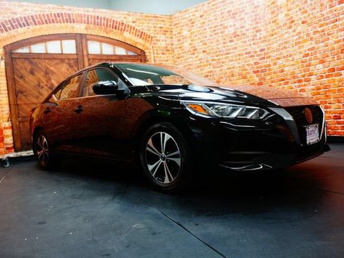 Certified 2022 Nissan Sentra SV FWD image 3