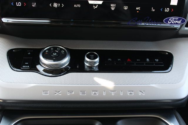 New 2027 Ford Expedition Max Active RWD image 13