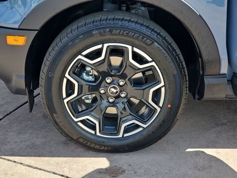 New 2026 Ford Bronco Sport Outer Banks w/ Outer Banks Tech Package+ AWD/4WD image 36