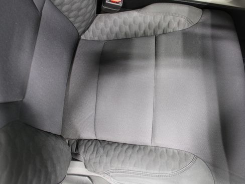 Used 2022 Toyota Tundra SR5 w/ Convenience Package RWD image 27