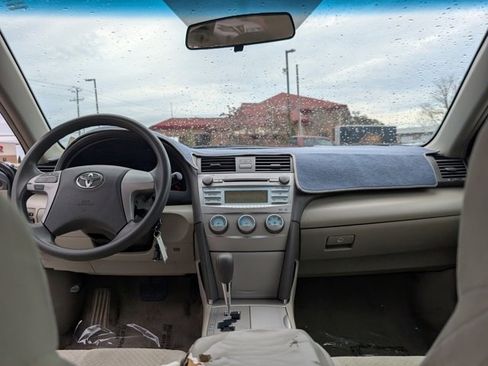 Used 2009 Toyota Camry image 15