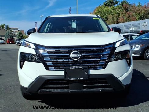 Certified 2026 Nissan Rogue S AWD/4WD image 2