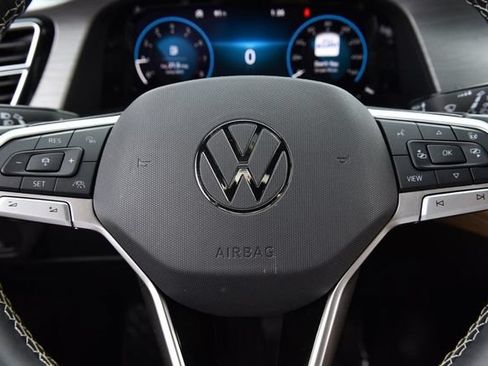 Certified 2026 Volkswagen Atlas Cross Sport SE AWD/4WD image 18