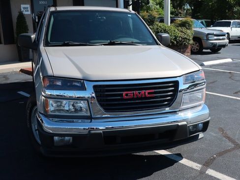 Used 2004 GMC Canyon SLE image 3
