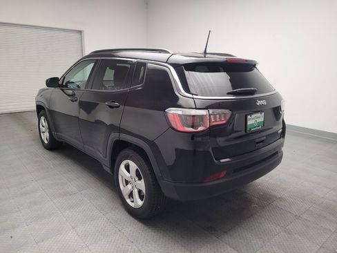 Used 2018 Jeep Compass Latitude w/ Popular Equipment Group FWD image 5