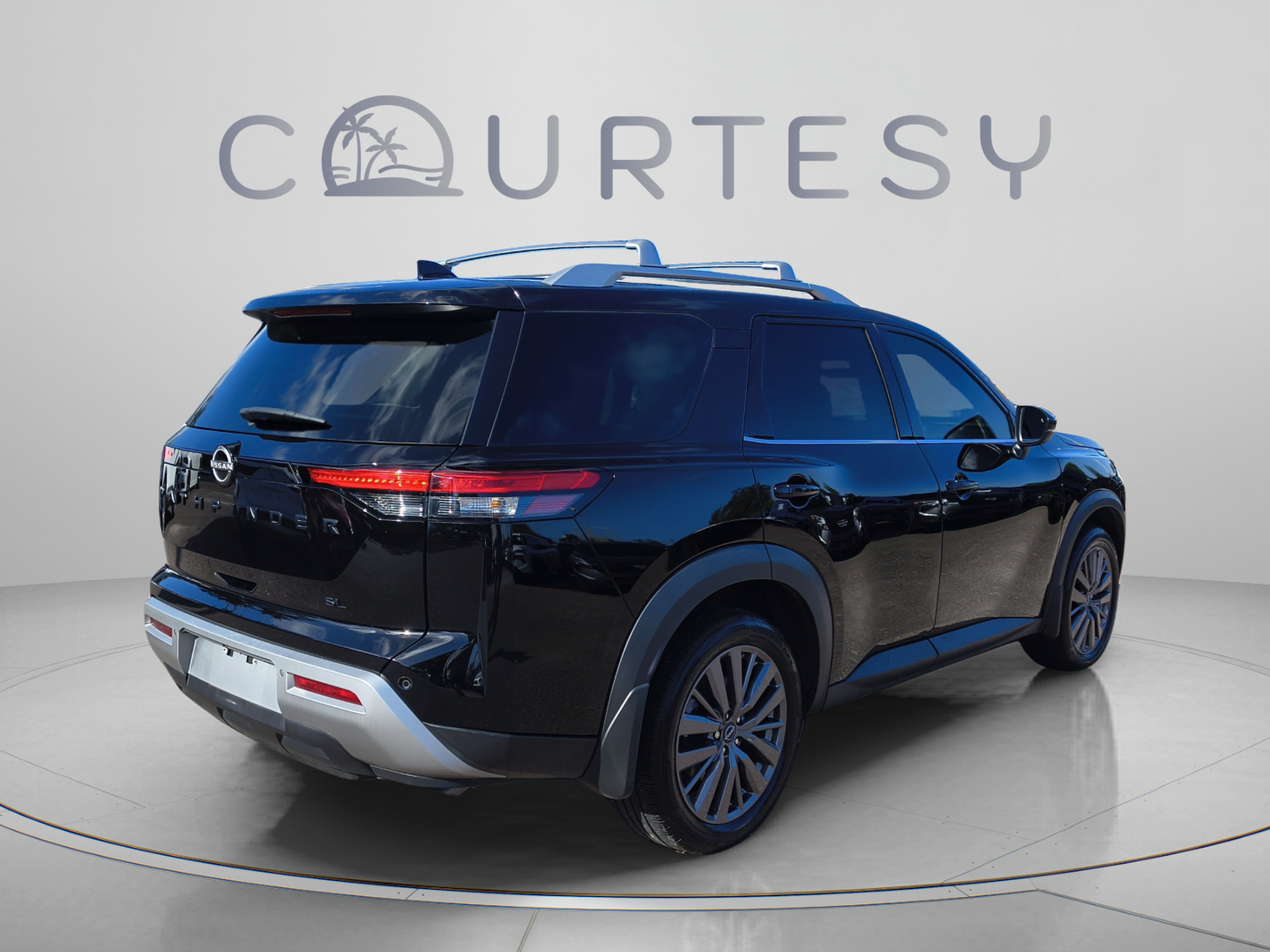 Certified 2023 Nissan Pathfinder SL w/ SL Premium Package FWD image 7