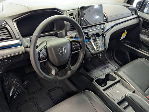 New 2026 Honda Odyssey Elite image 14