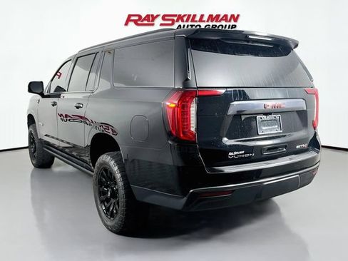 Used 2023 GMC Yukon XL AT4 w/ Technology Package AWD/4WD image 5