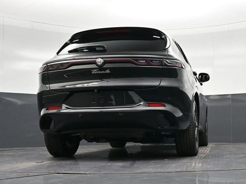 Used 2025 Alfa Romeo Tonale AWD/4WD image 32