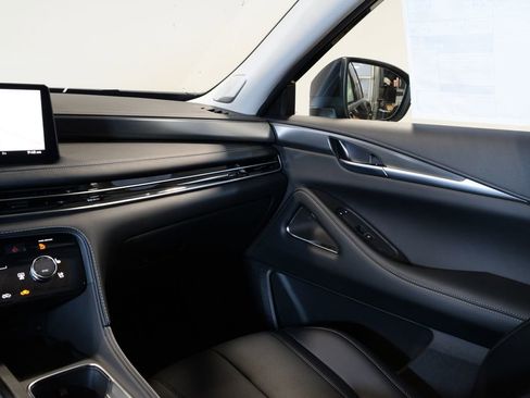 New 2026 INFINITI QX60 Luxe w/ Cargo Package image 15