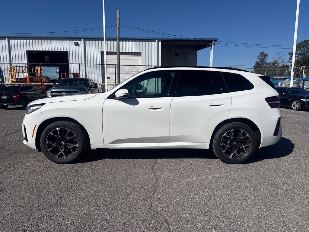 Used 2026 BMW X3 xDrive30i w/ Premium Package AWD/4WD image 2