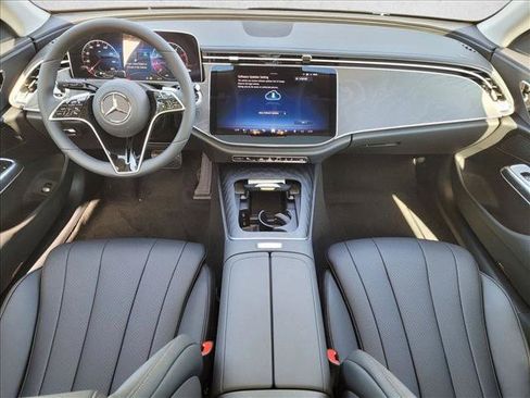 Used 2026 Mercedes-Benz E 350 Sedan image 27