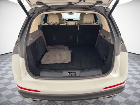 Used 2020 Lincoln Corsair FWD w/ Equipment Group 101A image 28
