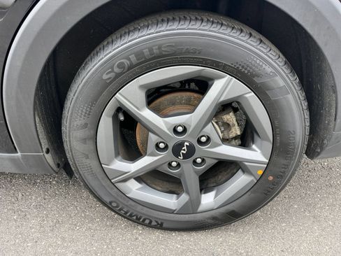 Used 2025 Kia K4 FWD image 30