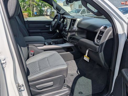 New 2026 RAM 1500 Express image 6