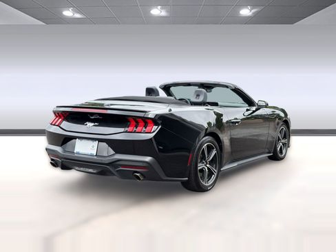 Used 2024 Ford Mustang Premium RWD image 9
