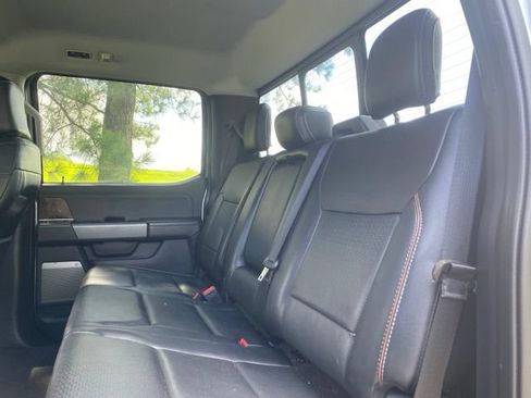 Used 2022 Ford F150 Lariat AWD/4WD image 10